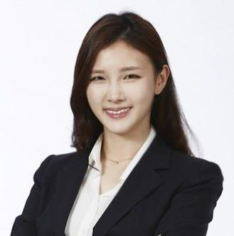 최태원 회장의 장녀 최윤정 팀장 <사진: 연합뉴스>